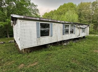 5727 N Terry Rd, Austin, IN 47102