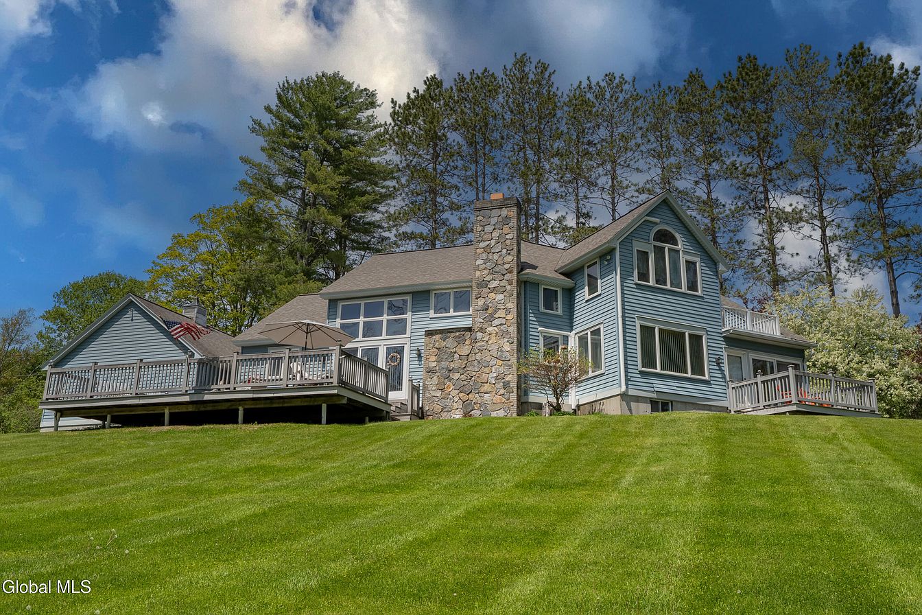 1st image of 120 Longview Drive
