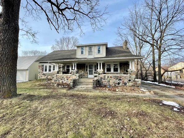 644 W Middle St, Chelsea, MI 48118