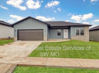 4913 W Minota St, Springfield, MO 65802