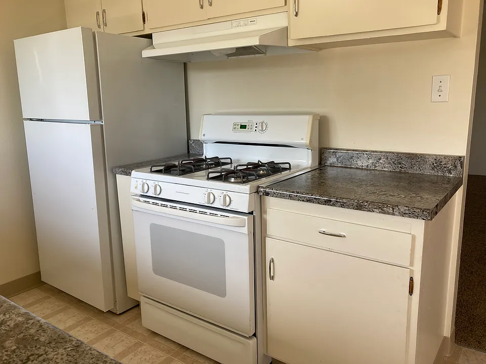1514 Lincoln Blvd #13