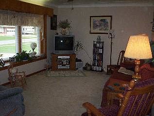 2nd image of 9353 Raisin St