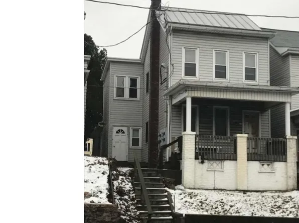 67 Center Ave, Schuylkill Haven, PA 17972
