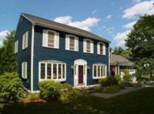 17 Paige Farm Rd, Amesbury, MA 01913