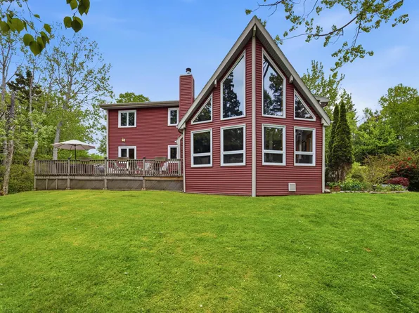 943 W Porters, Lake Road, NS B3K 1K9