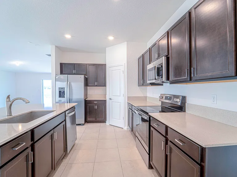 788 Worlington Ln — Photo 9