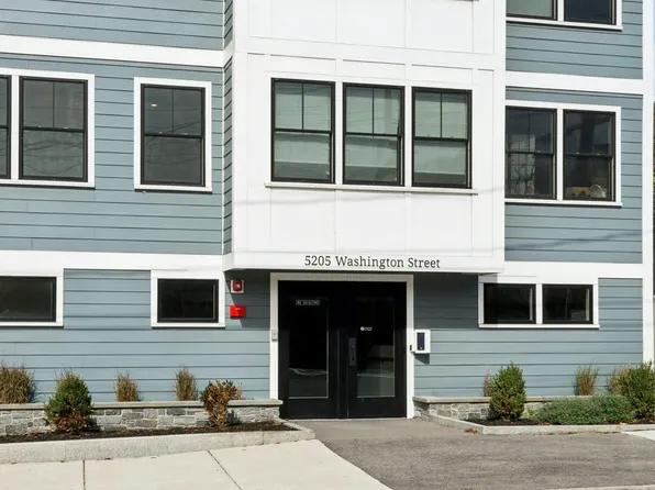 5205 Washington St #305, West Roxbury, MA 02132