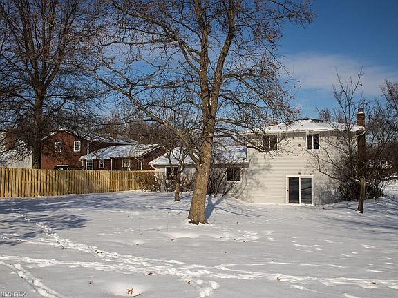 2nd image of 9814 Hazelwood Ave