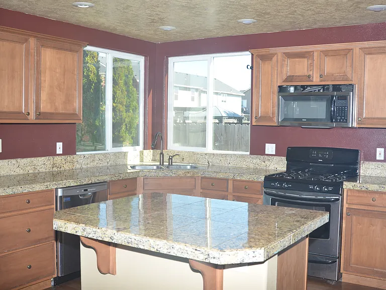 W Lost Rapids Dr — Photo 5