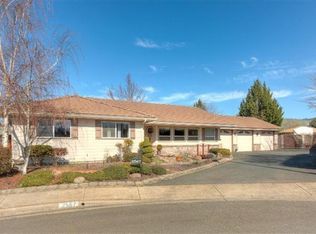 2567 Ashwood Ct, Medford, OR