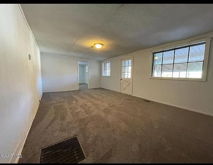 2nd image of 2816 Rifle Range Dr