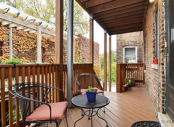 4th image of 2227 W Farwell Ave #3E