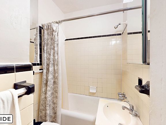 5th image of 54 W 106th St APT 5D