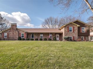 2725 Stauffer Dr, Dayton, OH 45434