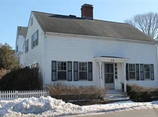 39 Aborn St, Peabody, MA 01960