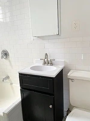 Rented by Waverly Realty Associates | media 14