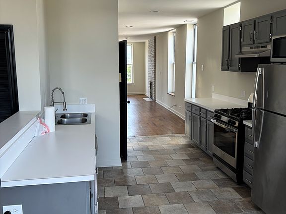 2nd image of 350 W Wendell St APT 4