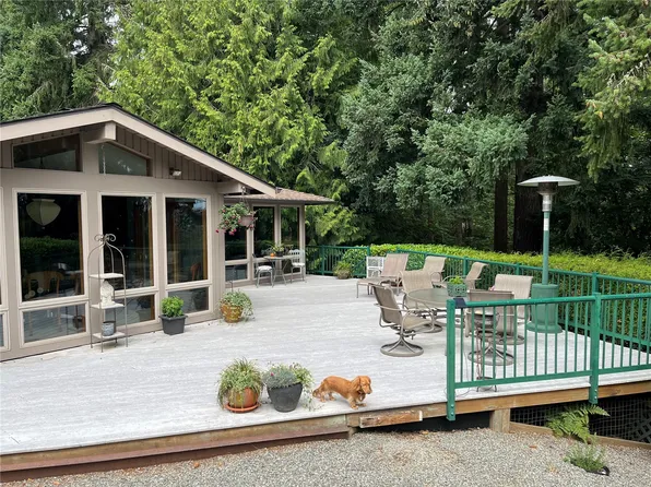 16518 NE 2nd Place, Bellevue, WA 98008