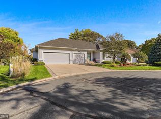 3036 Cedar Xing, Minnetonka, MN 55305