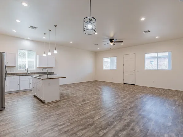 1321 E. Lee St.