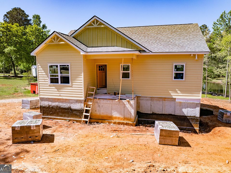 1st image of 385 Thomas Dr