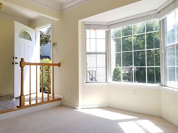2nd image of 4213 Bar Harbor Pl