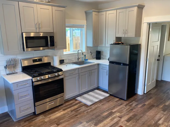 1765 SW 53rd St #1, Corvallis, OR 97333