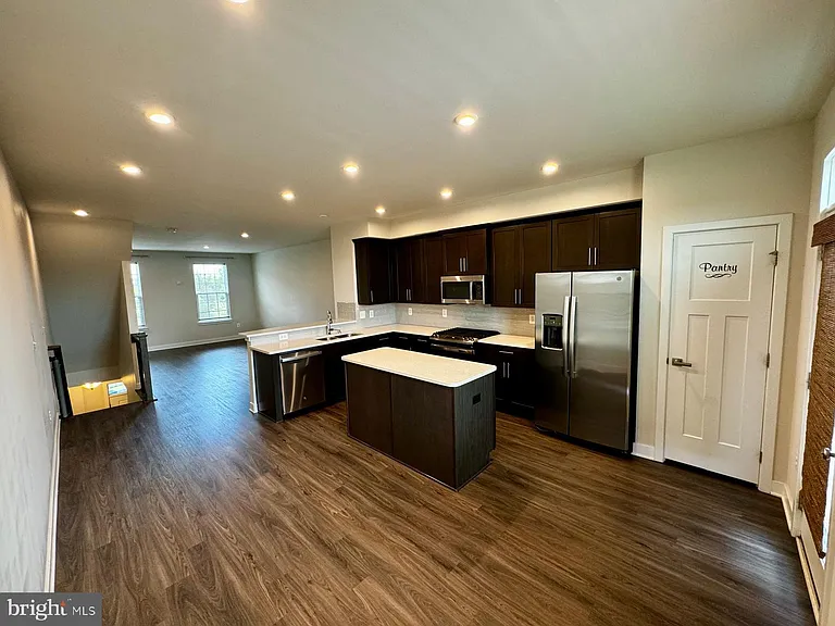 2626 Jetstream Rd — Photo 4