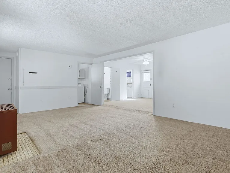 415 Lewis St — Photo 11