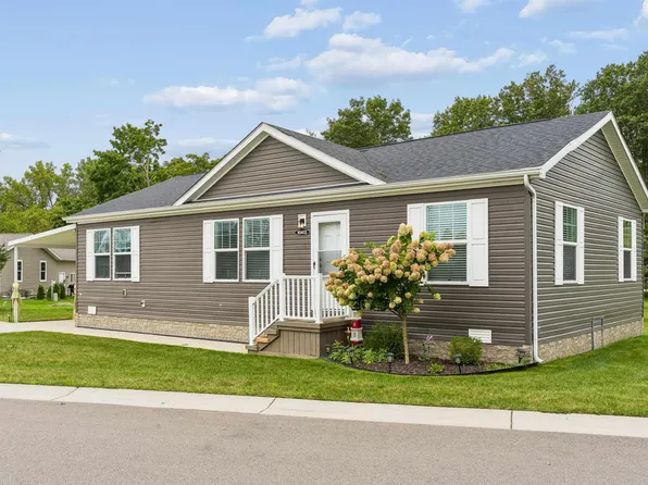 10413 Le Grande Blvd, Fair Haven, MI 48023