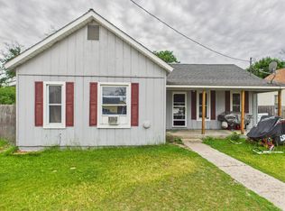 205 Park St, Grayling, MI 49738
