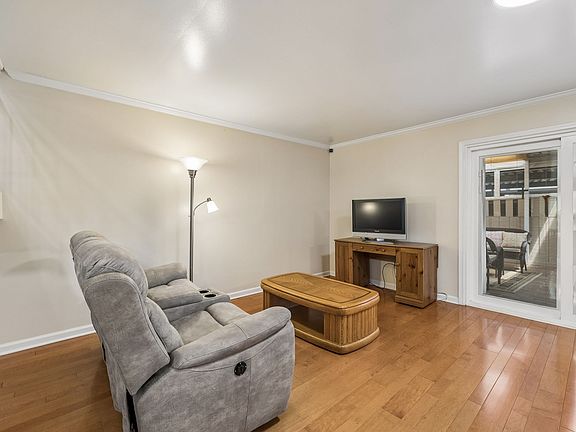 5th image of 106 Plantation Ct
