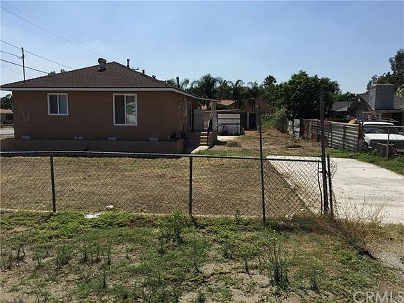 4th image of 15878 Rose Ave
