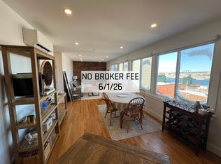 61 Charter St APT 5, Boston, MA 02113