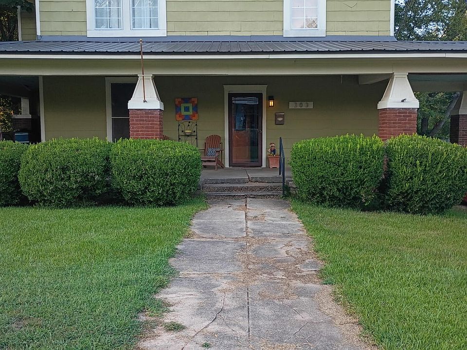 1st image of 303 Alabama St