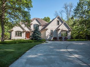 4825 Torrey Pine Dr #5, Midland, MI 48642