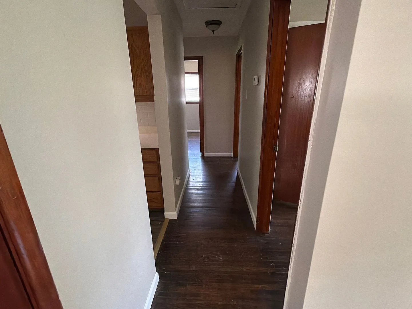 Welcome home to this charming 3-bedroom, 1-bath — Photo 4
