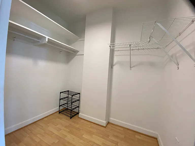 1021 Arlington Blvd #715 — Photo 7