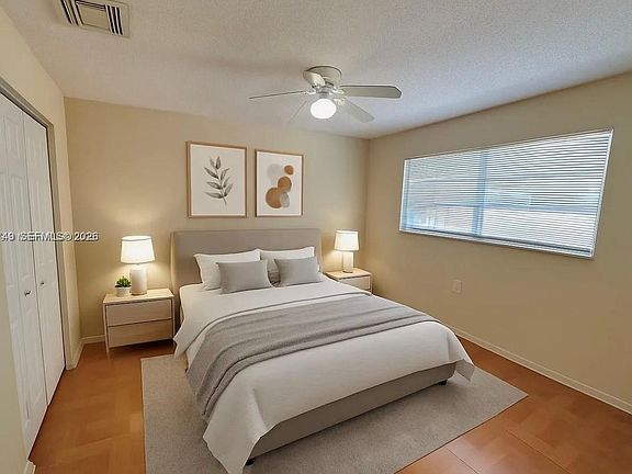 4th image of 6035 SW 39th St Unit 1