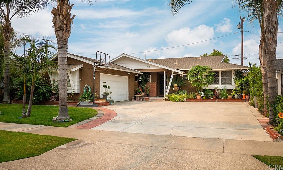 1st image of 8311 Santa Fe Dr