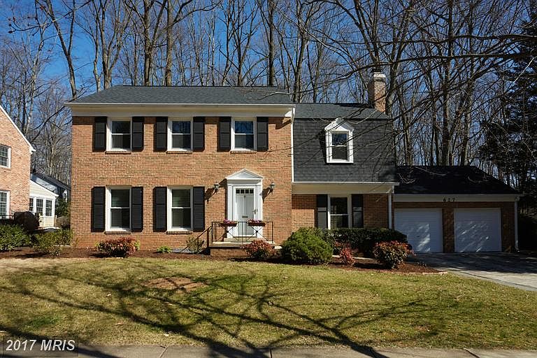 1st image of 627 Aster Blvd