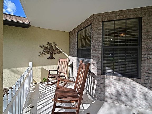 5th image of 13637 2nd Ave E