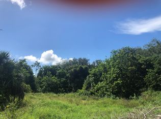 8460 SE Comus St, Hobe Sound, FL 33455