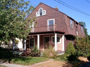 221 High St, Bristol, CT 06010