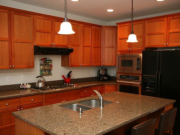 2nd image of 16214 SE 250th Pl