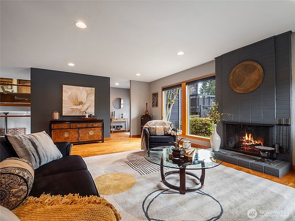 5th image of 6301 47th Street Ct W