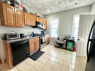 157 E Cottage St #1R, Dorchester, MA 02125