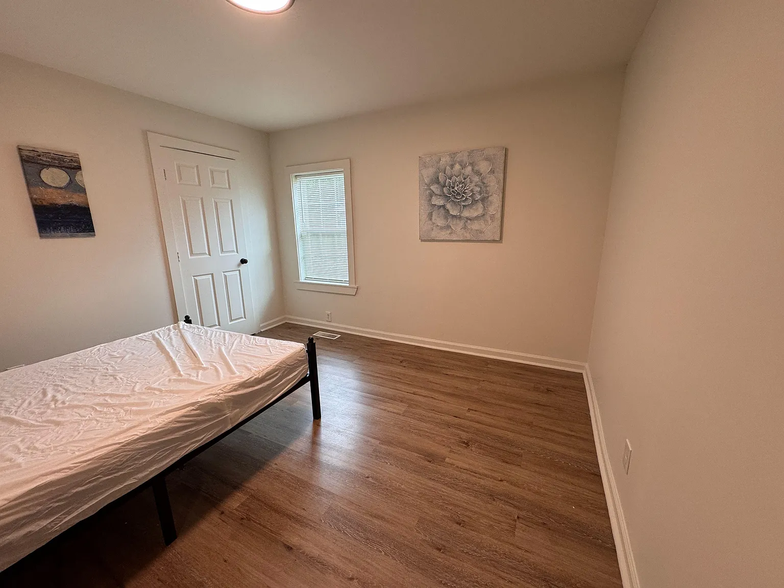 2 bed, 2.0 bath, 1400 sqft, $858 — Photo 2