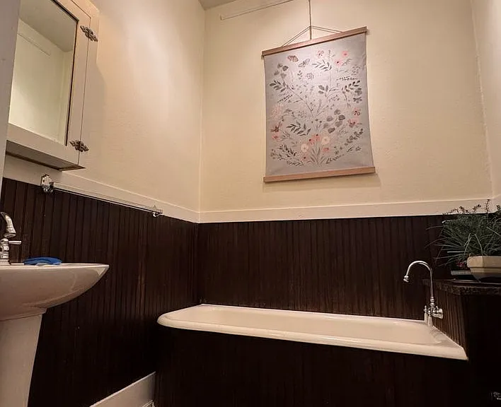 423 Walter St SE — Photo 10