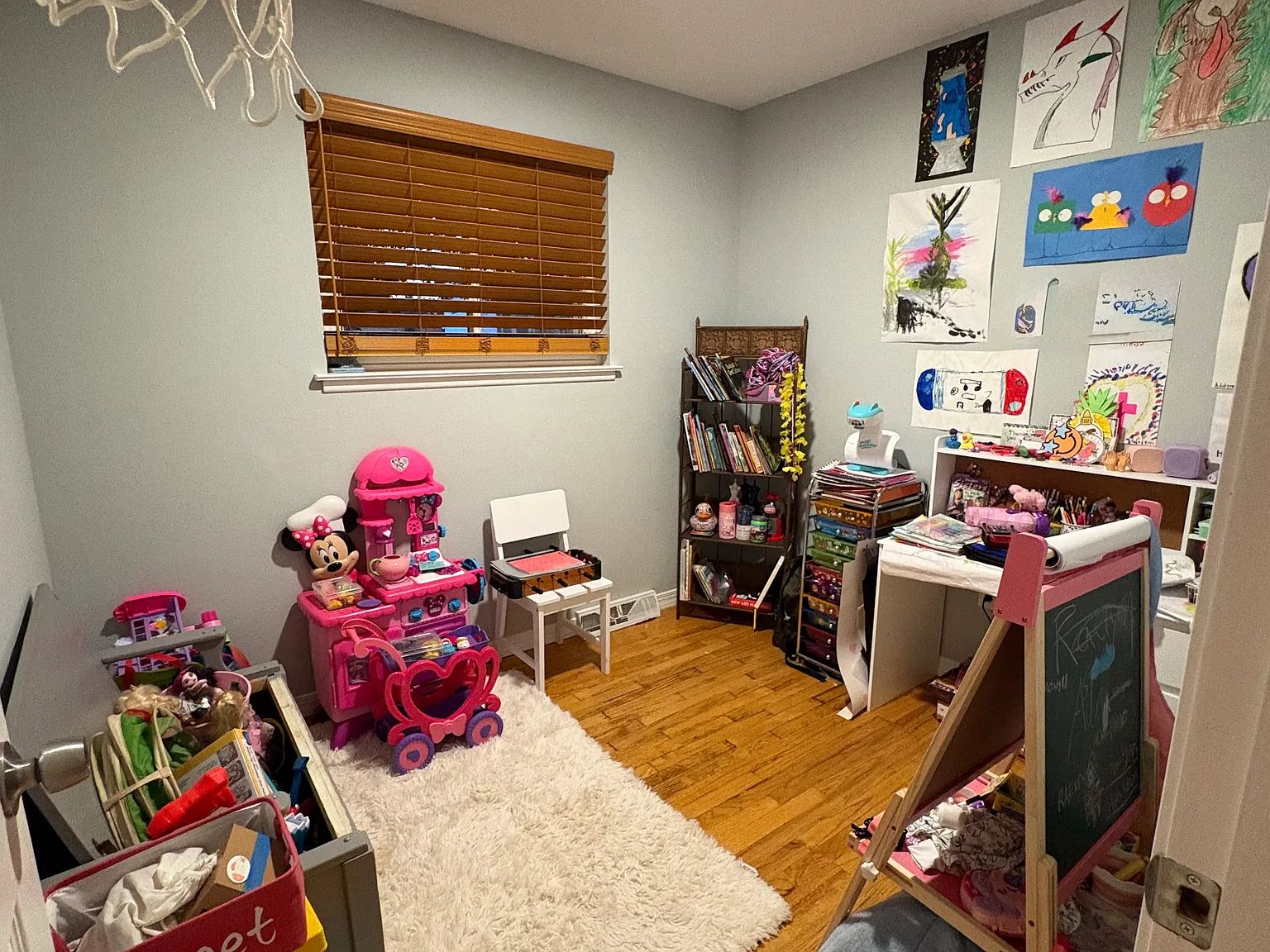 3 bed, 1700 sqft, $2,000 — Photo 4
